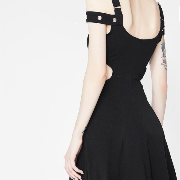 Tripp NYC Cutout Grommet Dress Size M - Picture 3 of 4